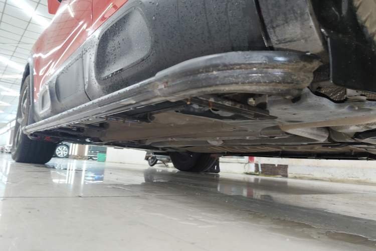 Used Citroen C5 AIRCROSS 2017 380THP Flagship Edition Left Side Sill