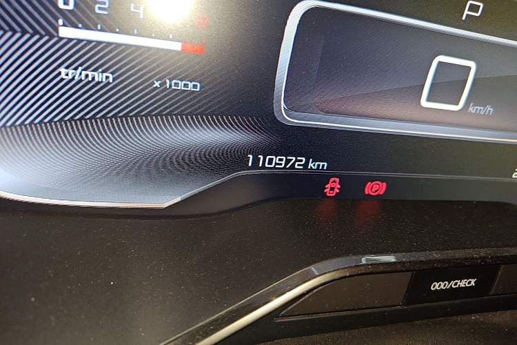 Used Citroen C5 AIRCROSS 2017 350THP Fashion Edition Odometer Close Up