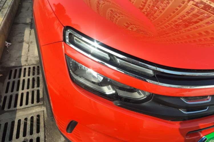 Used Citroen C5 AIRCROSS 2017 380THP Luxury Model Right Front Headlight