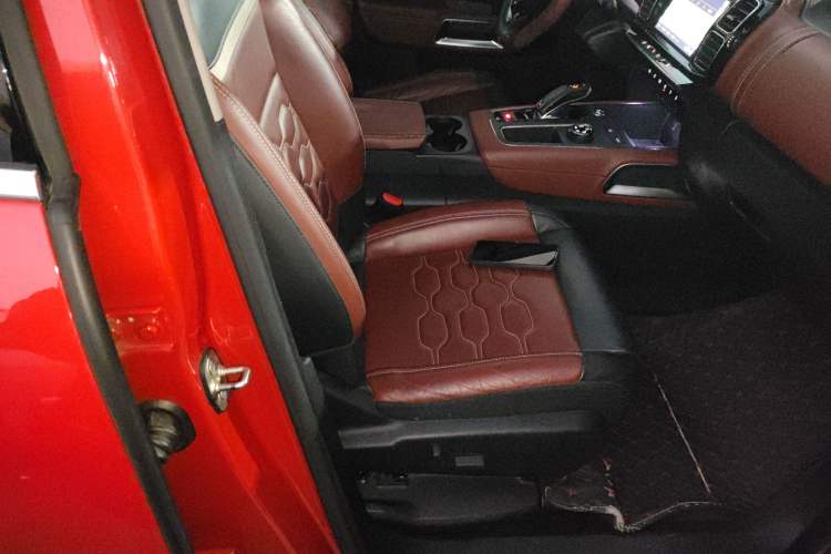 Used Citroen C5 AIRCROSS 2017 380THP Luxury Model Right Front Seat