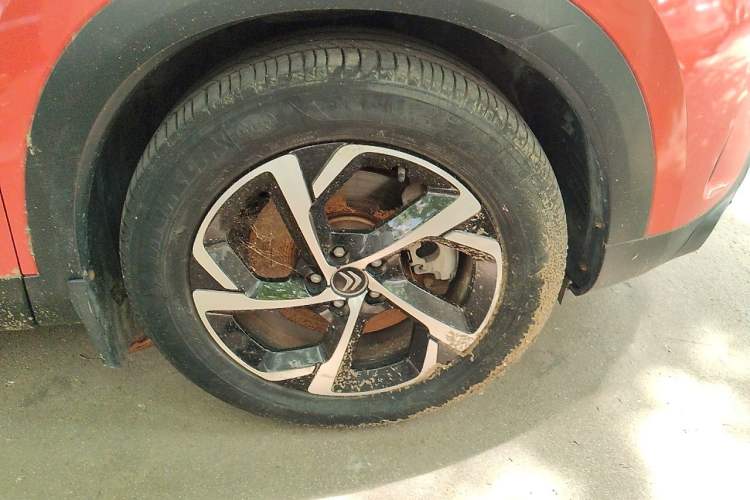 Used Citroen C5 AIRCROSS 2017 380THP Luxury Model Right Front Wheel Hub