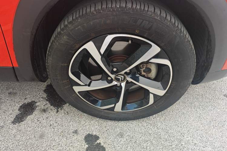 Used Citroen C5 AIRCROSS 2017 380THP Flagship Edition Right Front Wheel Hub