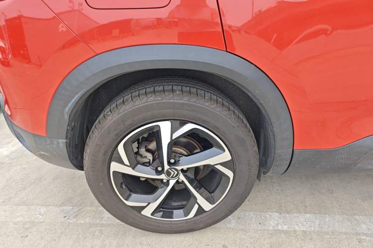 Used Citroen C5 AIRCROSS 2017 350THP Fashion Edition Right Rear Wheel Hub