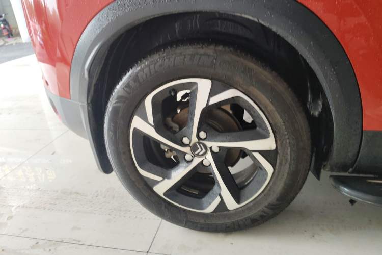 Used Citroen C5 AIRCROSS 2017 380THP Flagship Edition Right Rear Wheel Hub