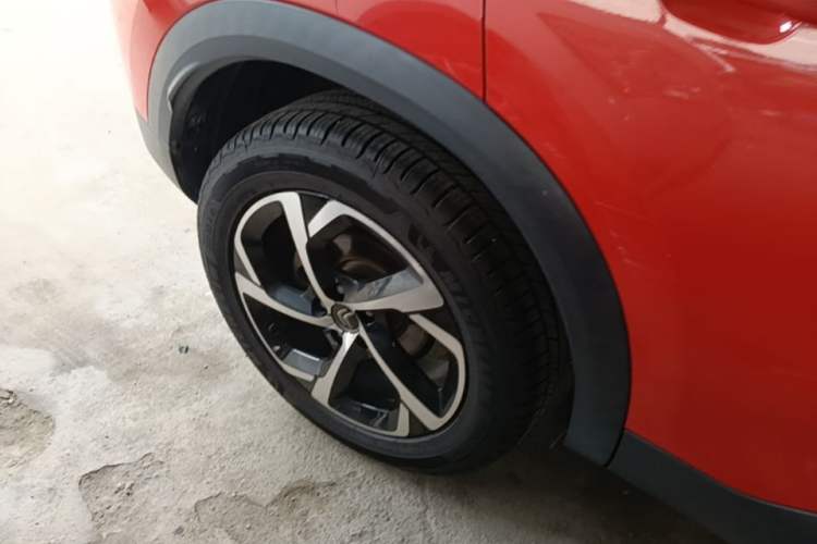 Used Citroen C5 AIRCROSS 2017 380THP Fashion Edition Right Rear Wheel Hub