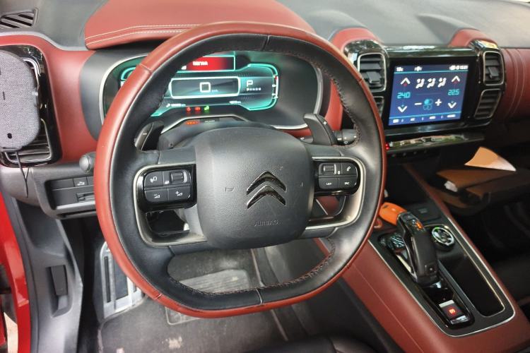 Used Citroen C5 AIRCROSS 2017 380THP Flagship Edition Steering Wheel