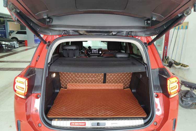 Used Citroen C5 AIRCROSS 2017 380THP Flagship Edition Trunk