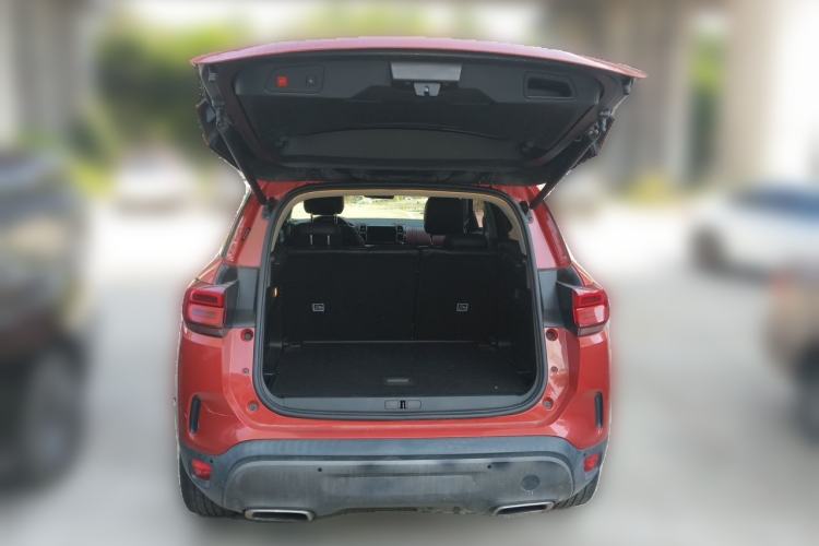 Used Citroen C5 AIRCROSS 2017 380THP Luxury Model Trunk