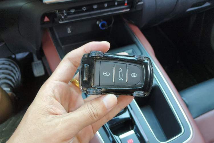 Used Citroen C5 AIRCROSS 2017 380THP Luxury Model Vehicle Key