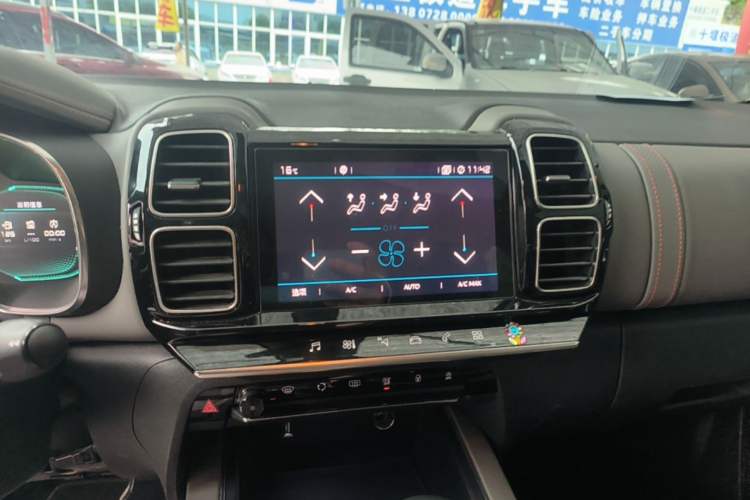 Used Citroen C5 AIRCROSS 2017 350THP Fashion Edition Audio And AC Panel
