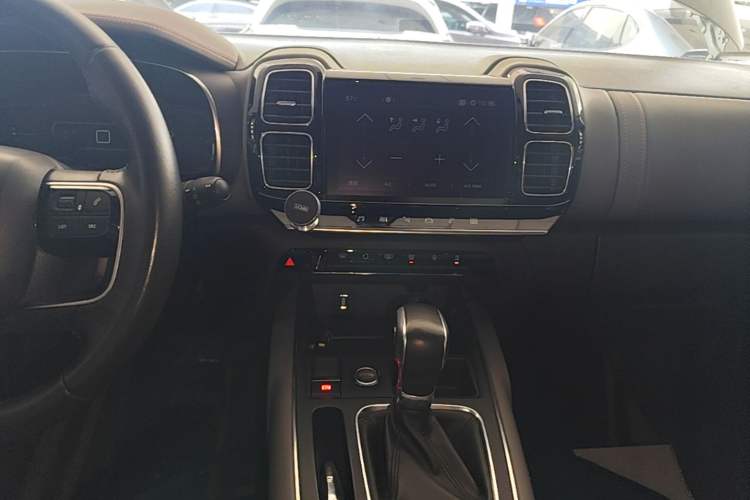 Used Citroen C5 AIRCROSS 2017 350THP Fashion Edition Audio And AC Panel