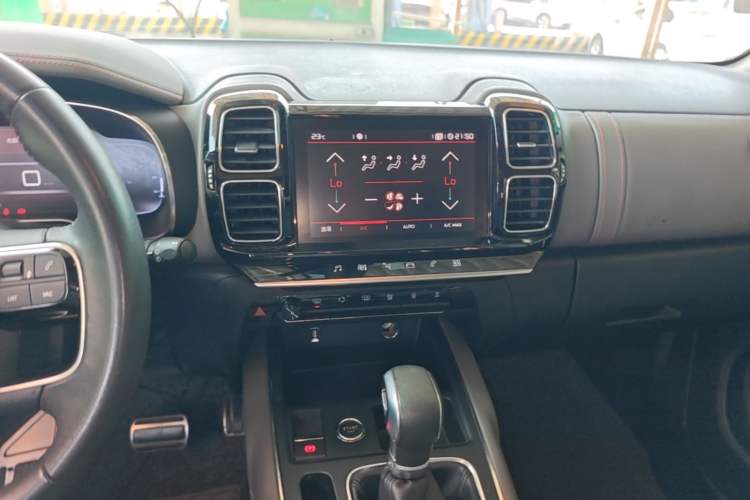 Used Citroen C5 AIRCROSS 2017 350THP Fashion Edition Audio And AC Panel