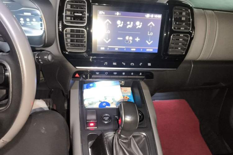 Used Citroen C5 AIRCROSS 2017 350THP Luxury Model Audio And AC Panel