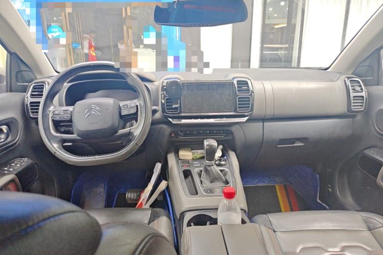 Used Citroen C5 AIRCROSS 2017 350THP Fashion Edition Center Console