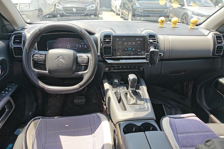 Used Citroen C5 AIRCROSS 2017 350THP Fashion Edition Center Console