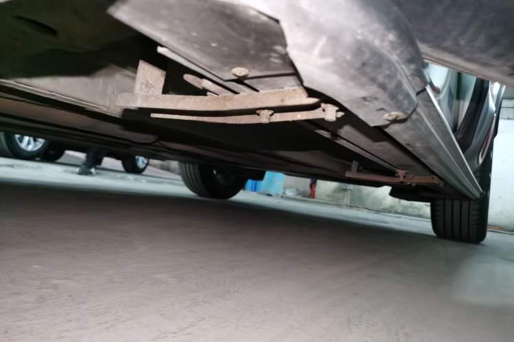 Used Citroen C5 AIRCROSS 2017 380THP Luxury Model Chassis Front Left