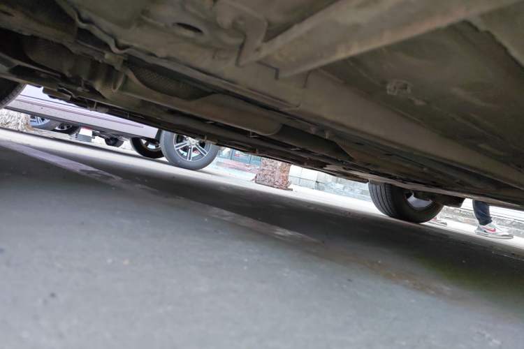 Used Citroen C5 AIRCROSS 2017 350THP Fashion Edition Chassis Front Left