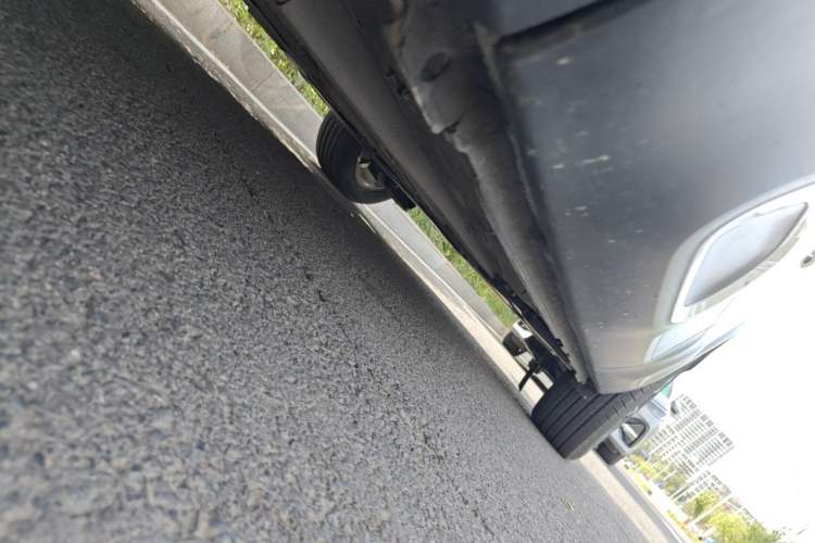 Used Citroen C5 AIRCROSS 2017 350THP Fashion Edition Chassis Front Left