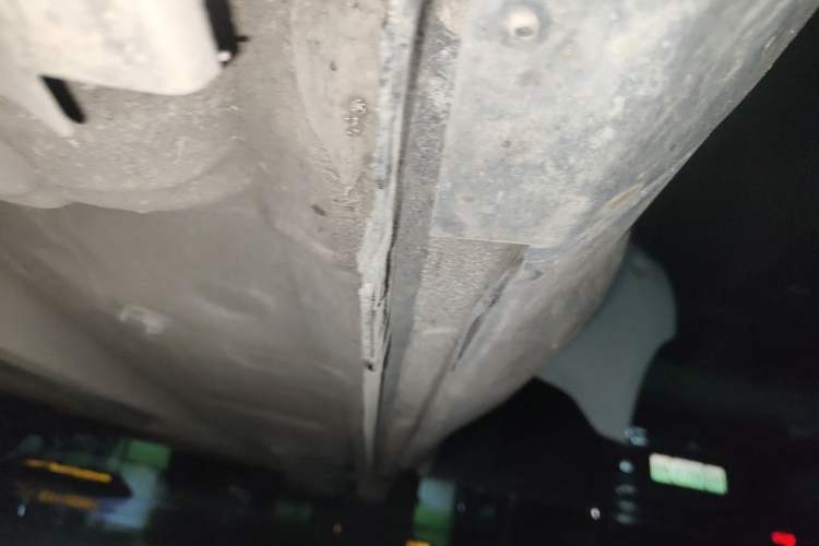 Used Citroen C5 AIRCROSS 2017 350THP Fashion Edition Chassis Front Left
