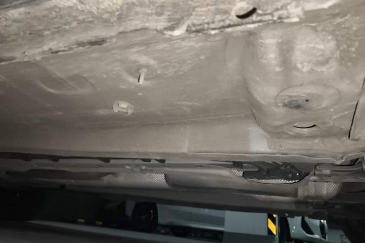 Used Citroen C5 AIRCROSS 2017 350THP Luxury Model Chassis Front Right