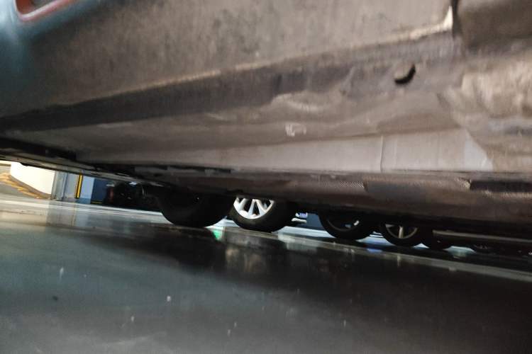 Used Citroen C5 AIRCROSS 2017 350THP Fashion Edition Chassis Front Right