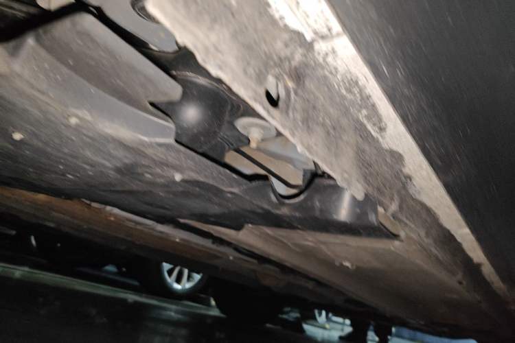 Used Citroen C5 AIRCROSS 2017 350THP Fashion Edition Chassis Rear Right
