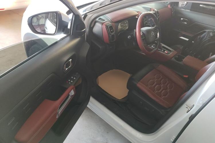 Used Citroen C5 AIRCROSS 2017 380THP Luxury Model Driver Seat