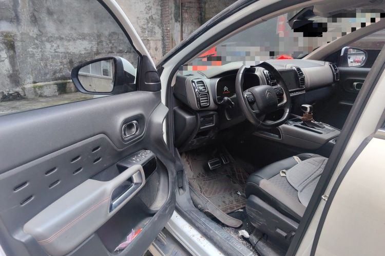 Used Citroen C5 AIRCROSS 2017 350THP Fashion Edition Driver Seat