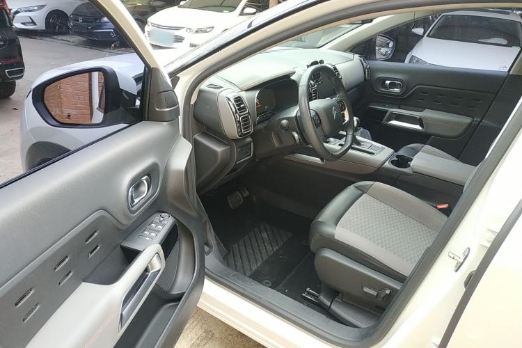 Used Citroen C5 AIRCROSS 2017 350THP Fashion Edition Driver Seat