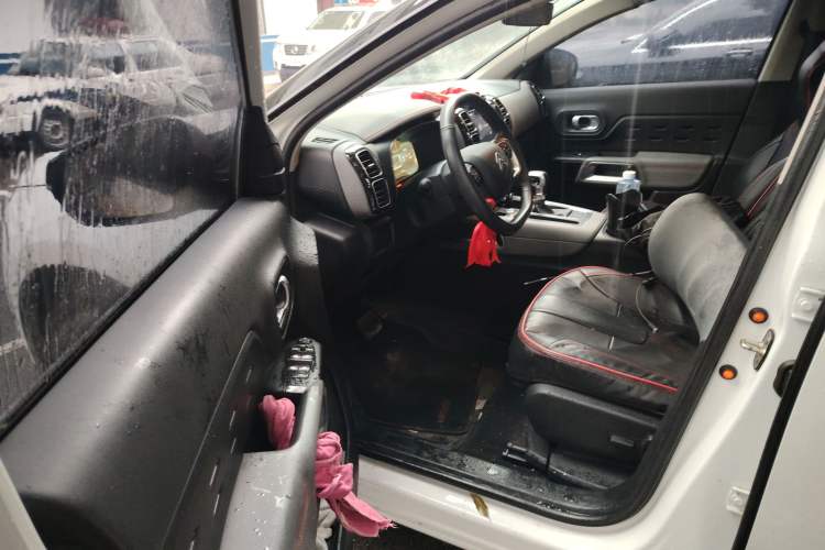Used Citroen C5 AIRCROSS 2017 350THP Fashion Edition Driver Seat
