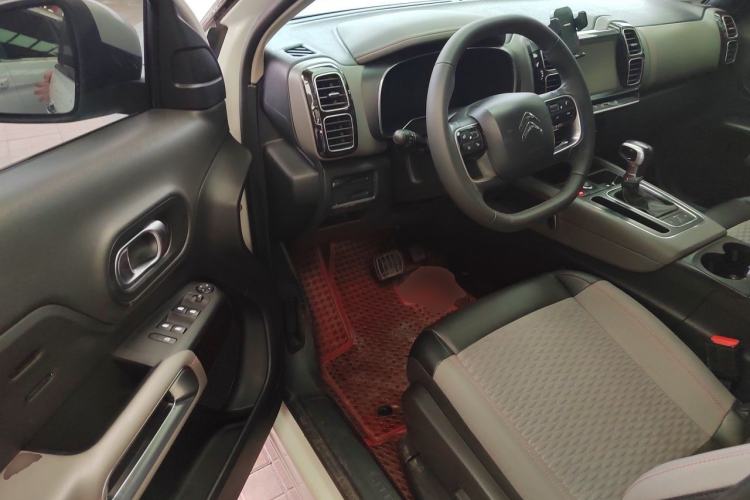 Used Citroen C5 AIRCROSS 2017 350THP Fashion Edition Driver Seat