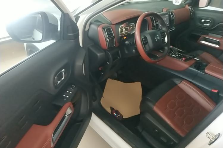 Used Citroen C5 AIRCROSS 2017 380THP Luxury Model Driver Seat