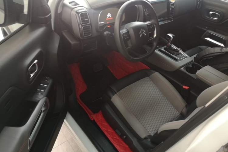 Used Citroen C5 AIRCROSS 2017 350THP Fashion Edition Driver Seat