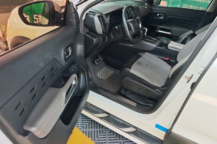 Used Citroen C5 AIRCROSS 2017 350THP Fashion Edition Driver Seat