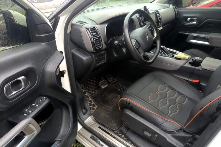 Used Citroen C5 AIRCROSS 2017 380THP Fashion Edition Driver Seat