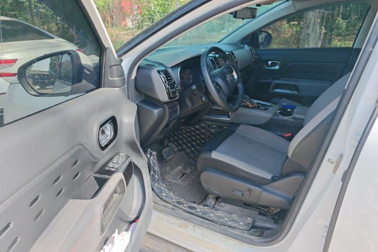 Used Citroen C5 AIRCROSS 2017 380THP Luxury Model Driver Seat