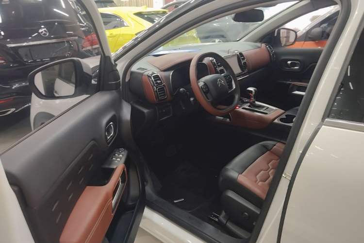 Used Citroen C5 AIRCROSS 2017 350THP Luxury Model Driver Seat