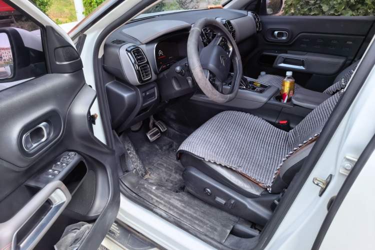 Used Citroen C5 AIRCROSS 2017 380THP Luxury Model Driver Seat