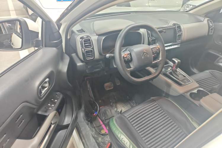 Used Citroen C5 AIRCROSS 2017 350THP Fashion Edition Driver Seat