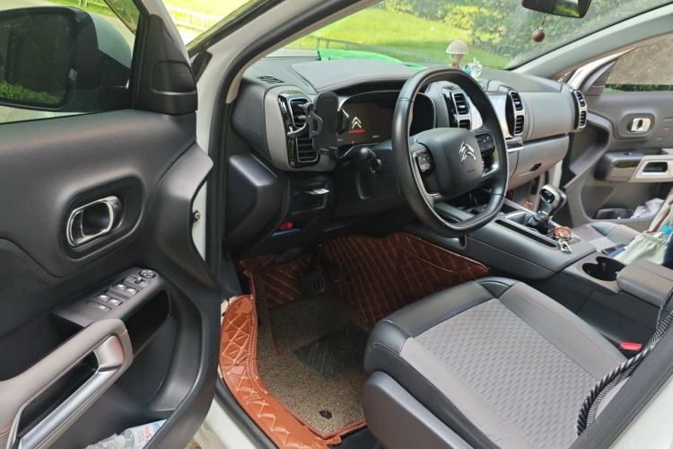 Used Citroen C5 AIRCROSS 2017 350THP Fashion Edition Driver Seat