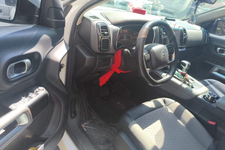 Used Citroen C5 AIRCROSS 2017 350THP Fashion Edition Driver Seat