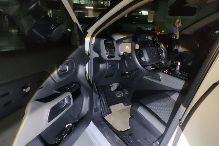 Used Citroen C5 AIRCROSS 2017 350THP Fashion Edition Driver Seat