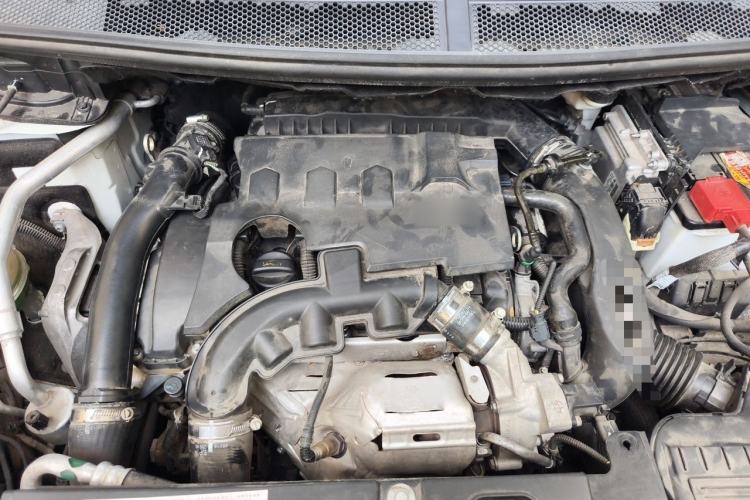 Used Citroen C5 AIRCROSS 2017 350THP Luxury Model Engine Bay