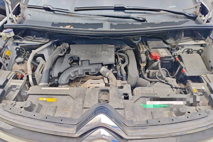 Used Citroen C5 AIRCROSS 2017 350THP Fashion Edition Engine Bay