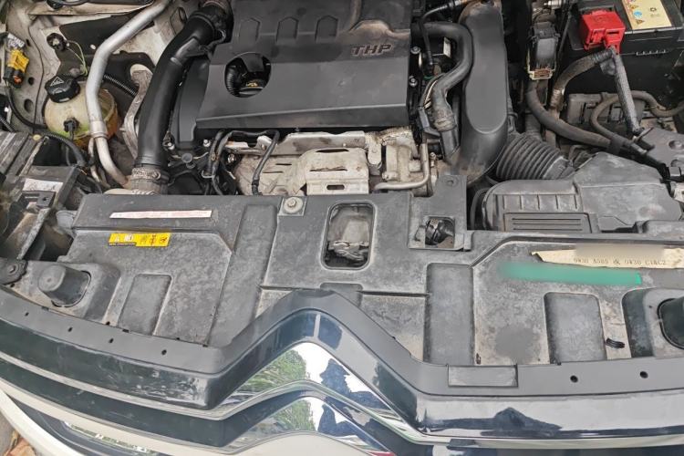 Used Citroen C5 AIRCROSS 2017 380THP Luxury Model Engine Bay