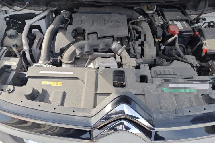 Used Citroen C5 AIRCROSS 2017 350THP Fashion Edition Engine Bay