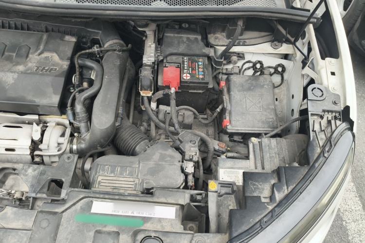 Used Citroen C5 AIRCROSS 2017 380THP Fashion Edition Engine Bay Left