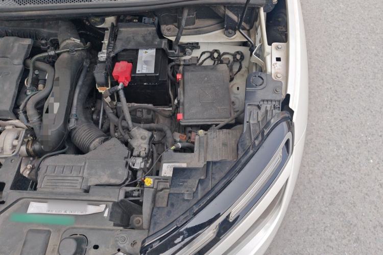 Used Citroen C5 AIRCROSS 2017 380THP Luxury Model Engine Bay Left