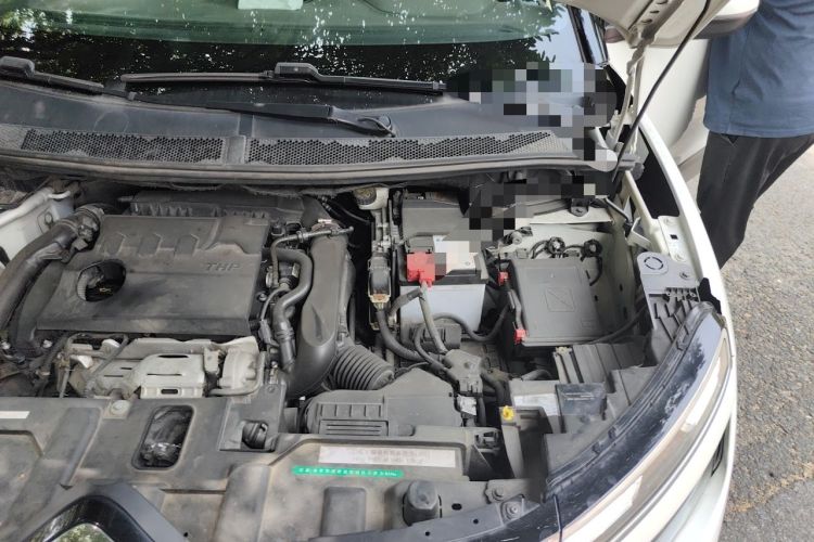 Used Citroen C5 AIRCROSS 2017 380THP Fashion Edition Engine Bay Left