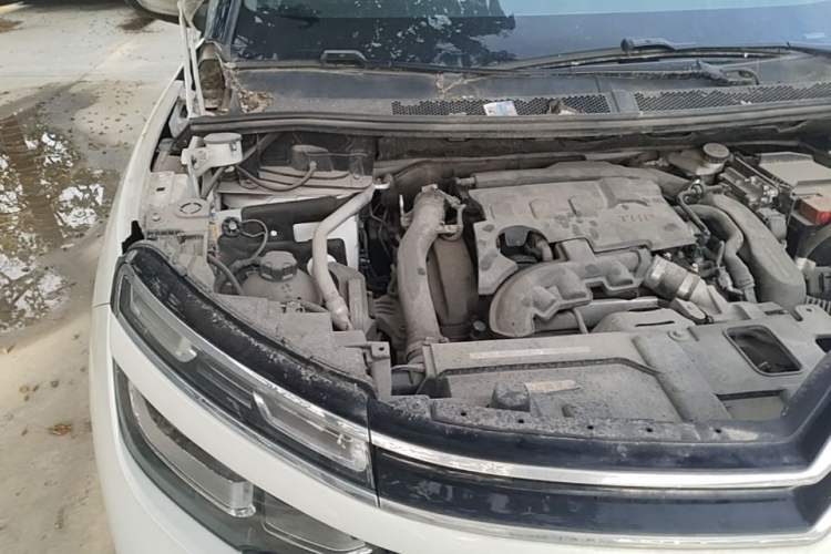 Used Citroen C5 AIRCROSS 2017 350THP Fashion Edition Engine Bay Right